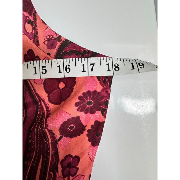 Figue NWT Pink Paisley Floral Satin Slip Dres s Sz Medium Spaghetti Strap - Picture 6 of 11